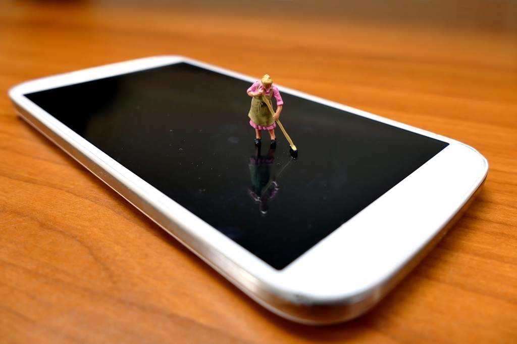 dt.common.streams.StreamServer